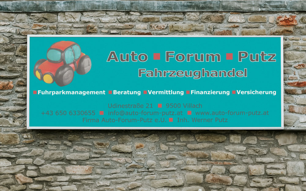 Schild - Auto Forum Putz - Fahrzeughandel